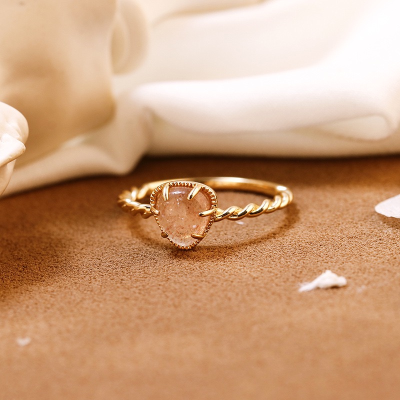 Light luxury love strawberry crystal ring NN24113013