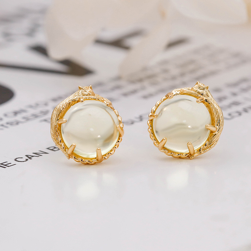 Light luxury cat lemon quartz earrings