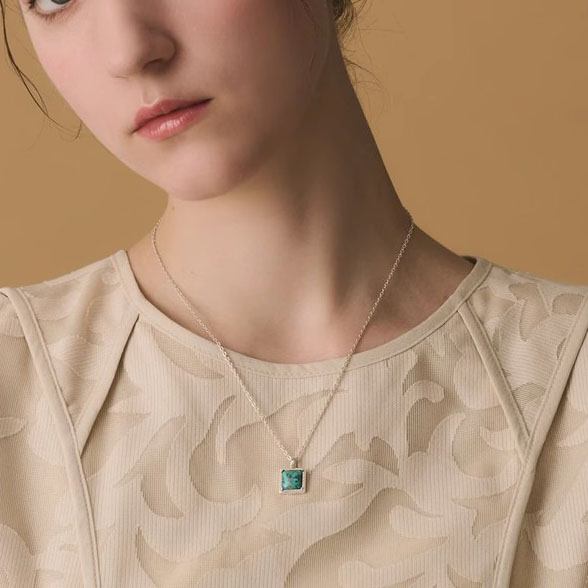 Light luxury natural turquoise necklace