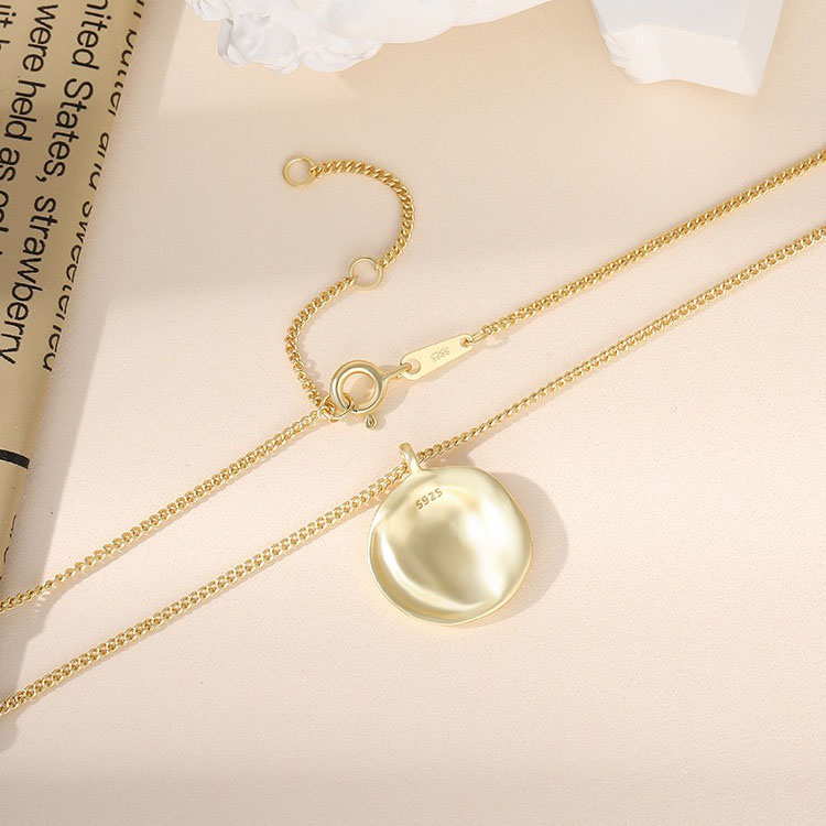 Medusa Portraits Design Pendant Necklace