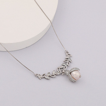 seven-spot ladybug special-shaped baroque pearl necklace