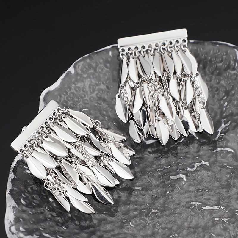 Light luxury feather tassel earrings NN24113027