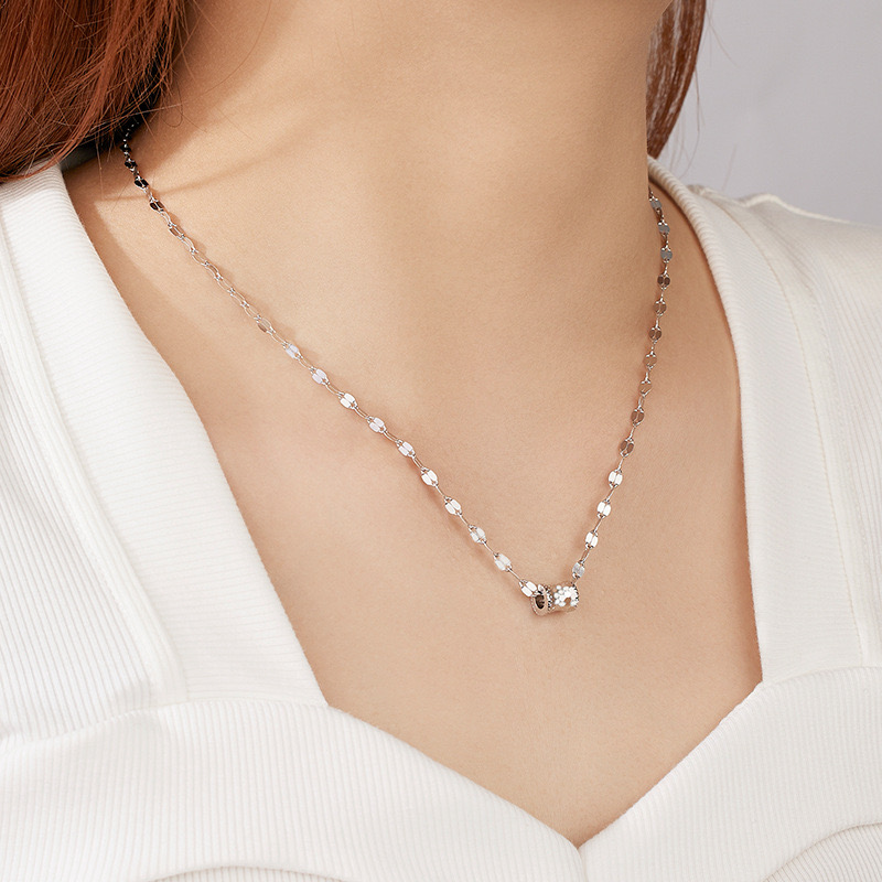 Light Luxury Honeycomb Texture Necklace NN24120108