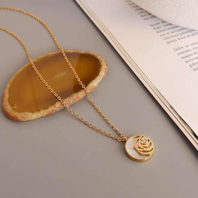 Openwork Rose fritillary Necklace