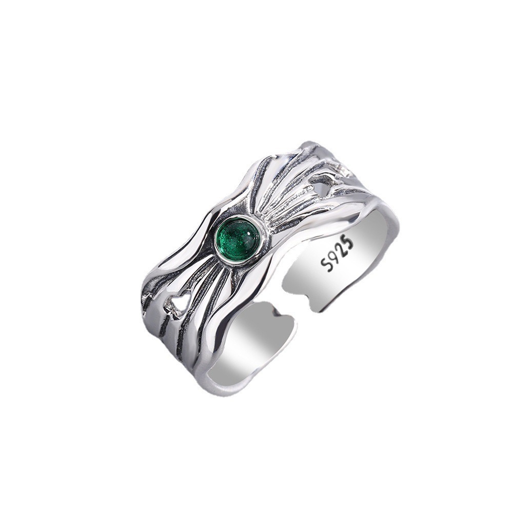 Emerald Zirconia Vintage Ring