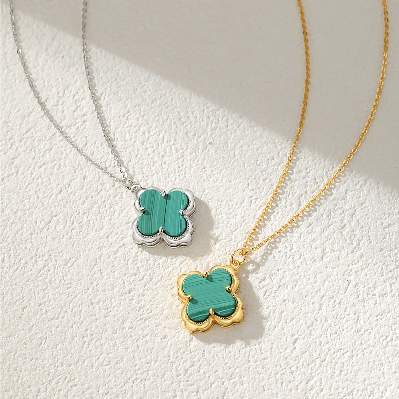 Four-leaf clover-Malachite necklace 18K