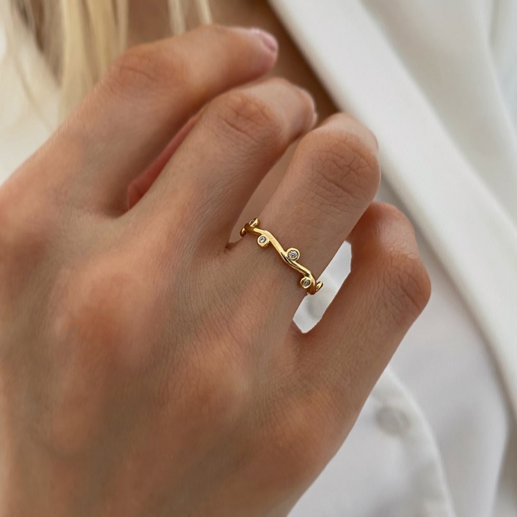 18K White Leaf Ring