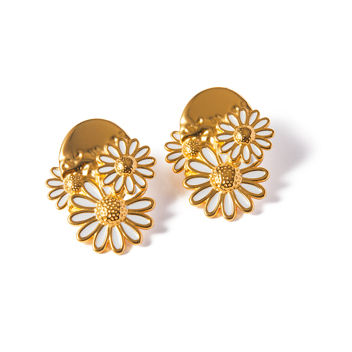 18K Daisy Earrings 01