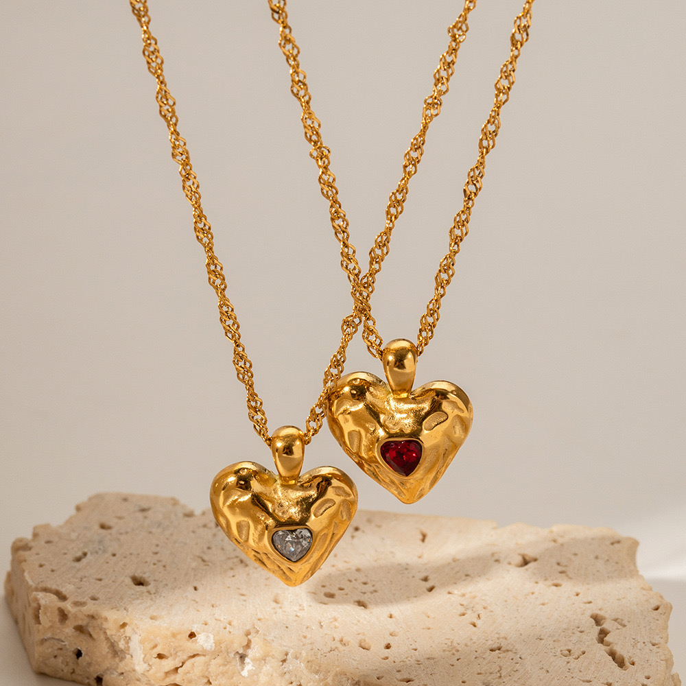 18K Eternal Heart Necklace