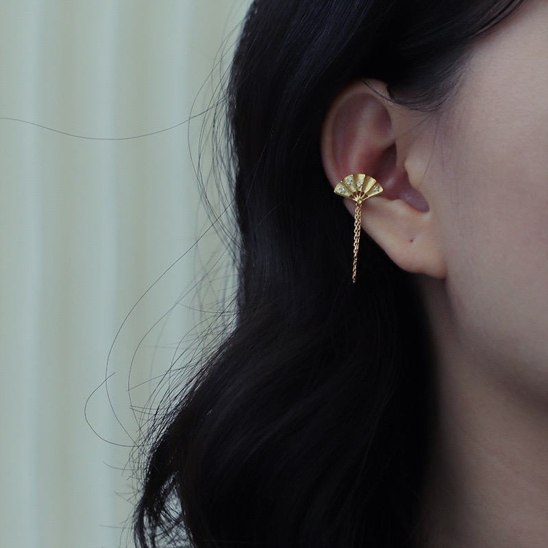 Shaking Wind Folding Fan (Ear Bone Clamp)