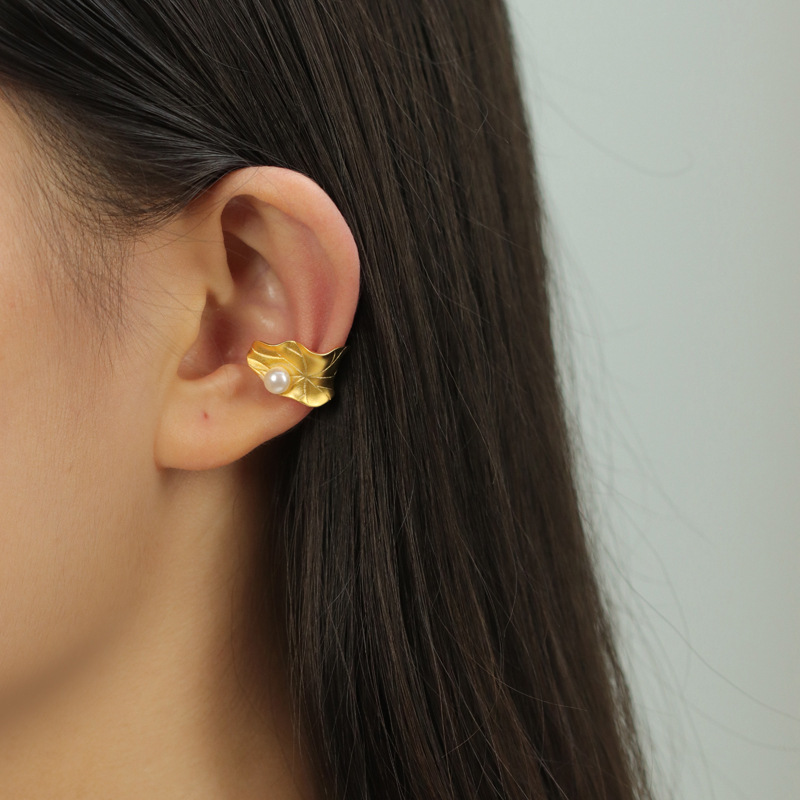 Lotus Leaf Pearl Ear Cuff