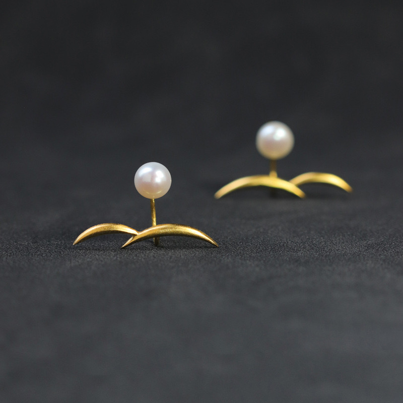 Double Moon Water Wave Pearl Earrings