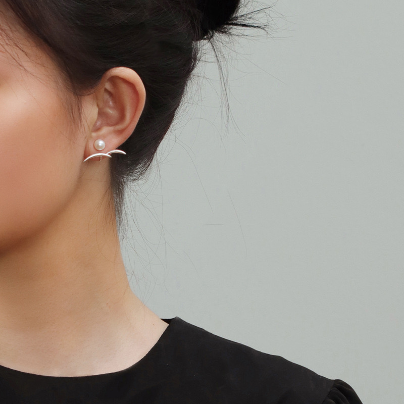 Double Moon Water Wave Pearl Earrings