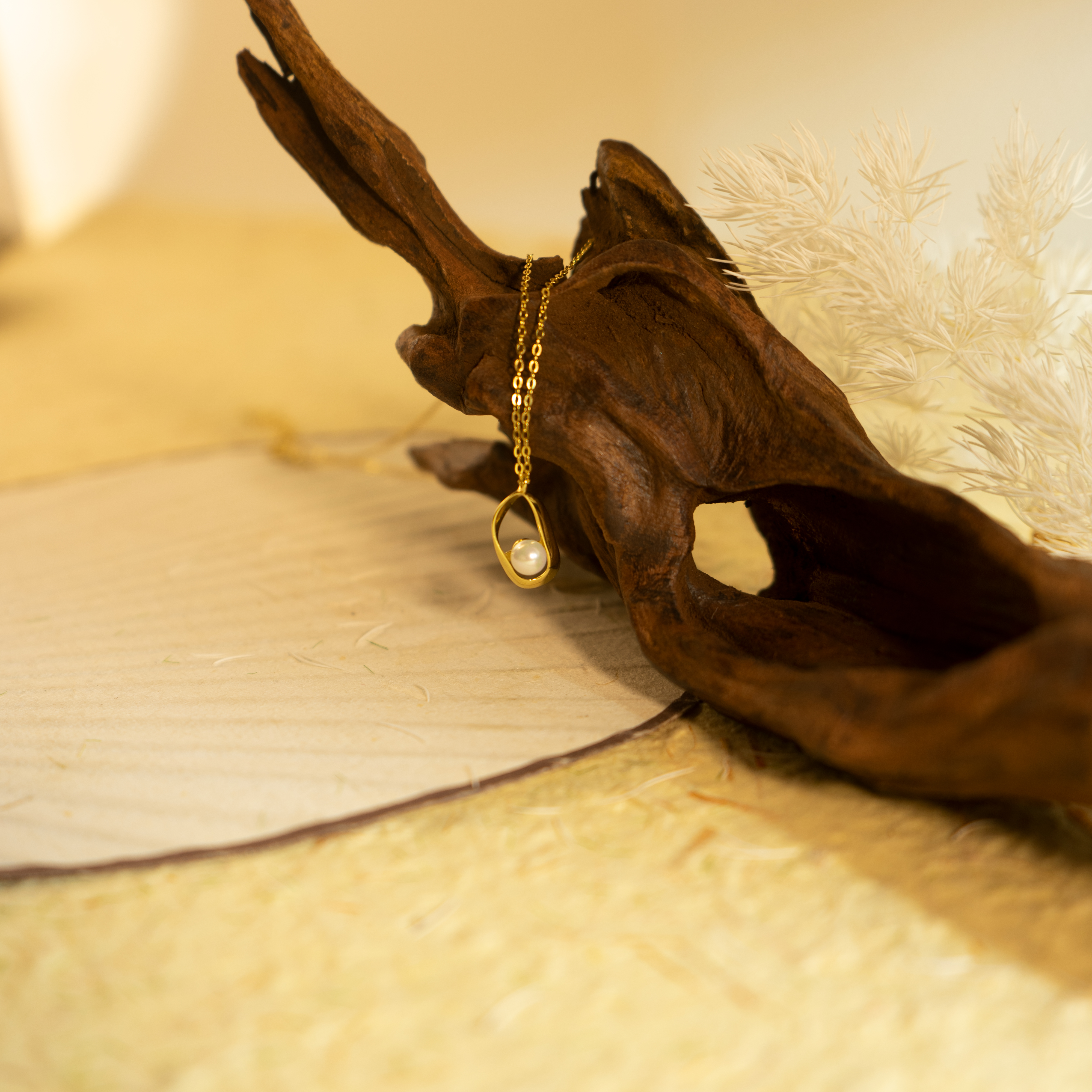 StylishGold-Plated Pearl Necklace