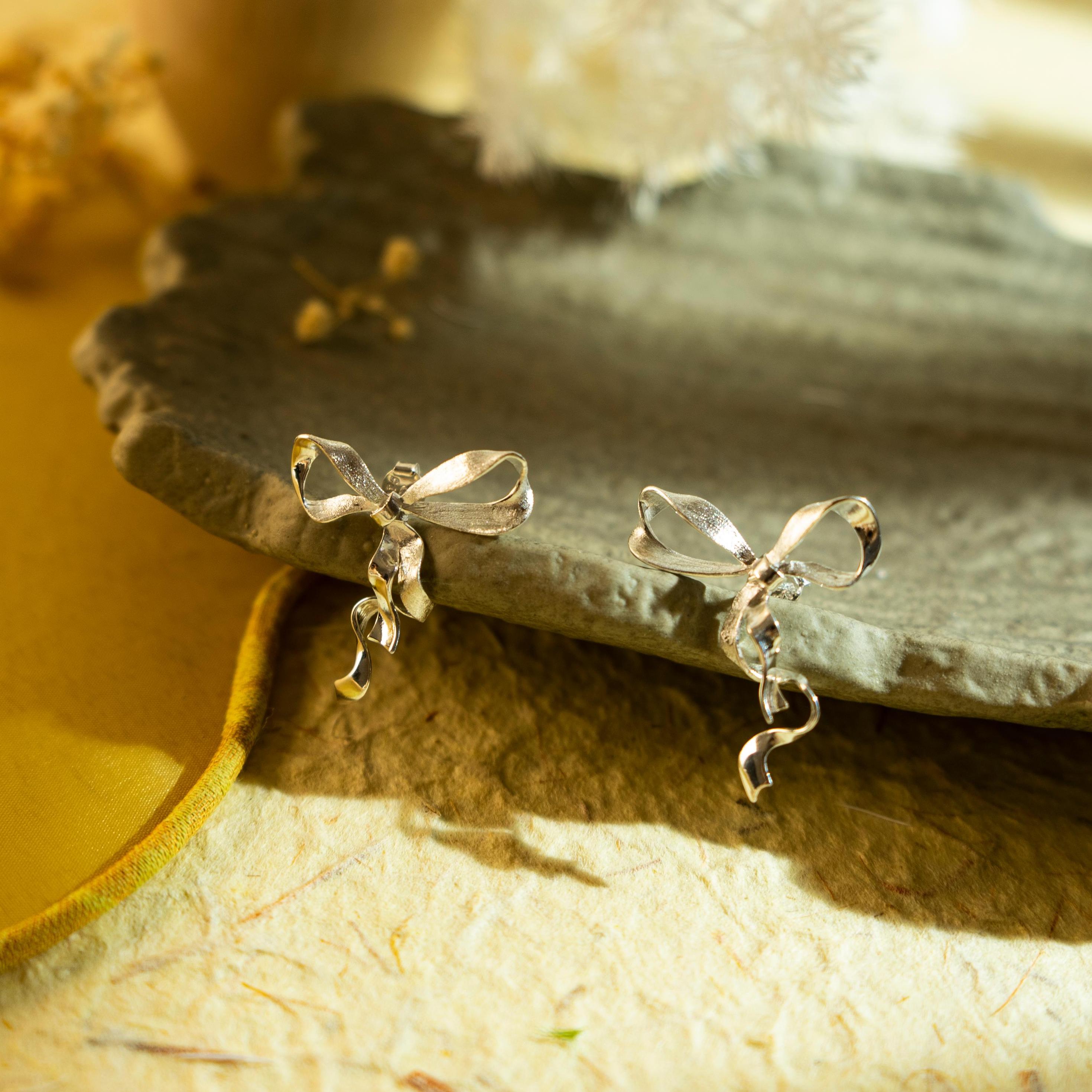 Fashion Bow Earrings