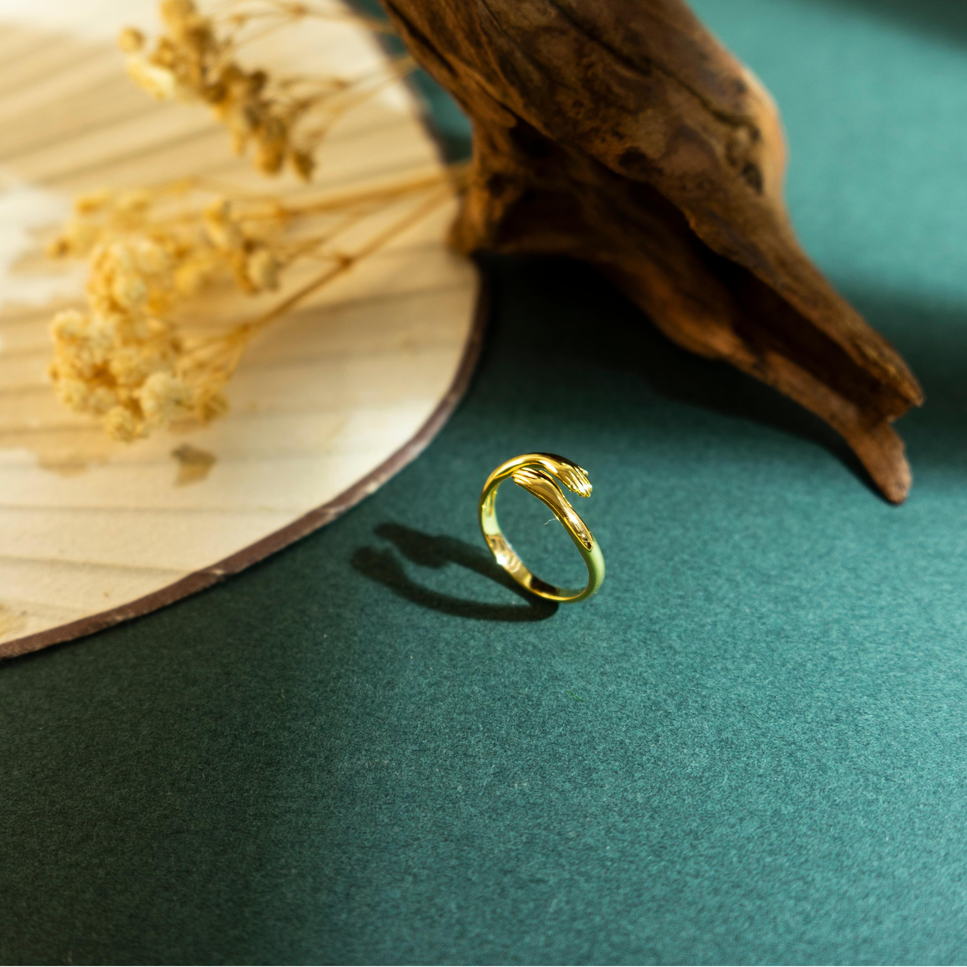 925 Sterling Silver Hug Ring