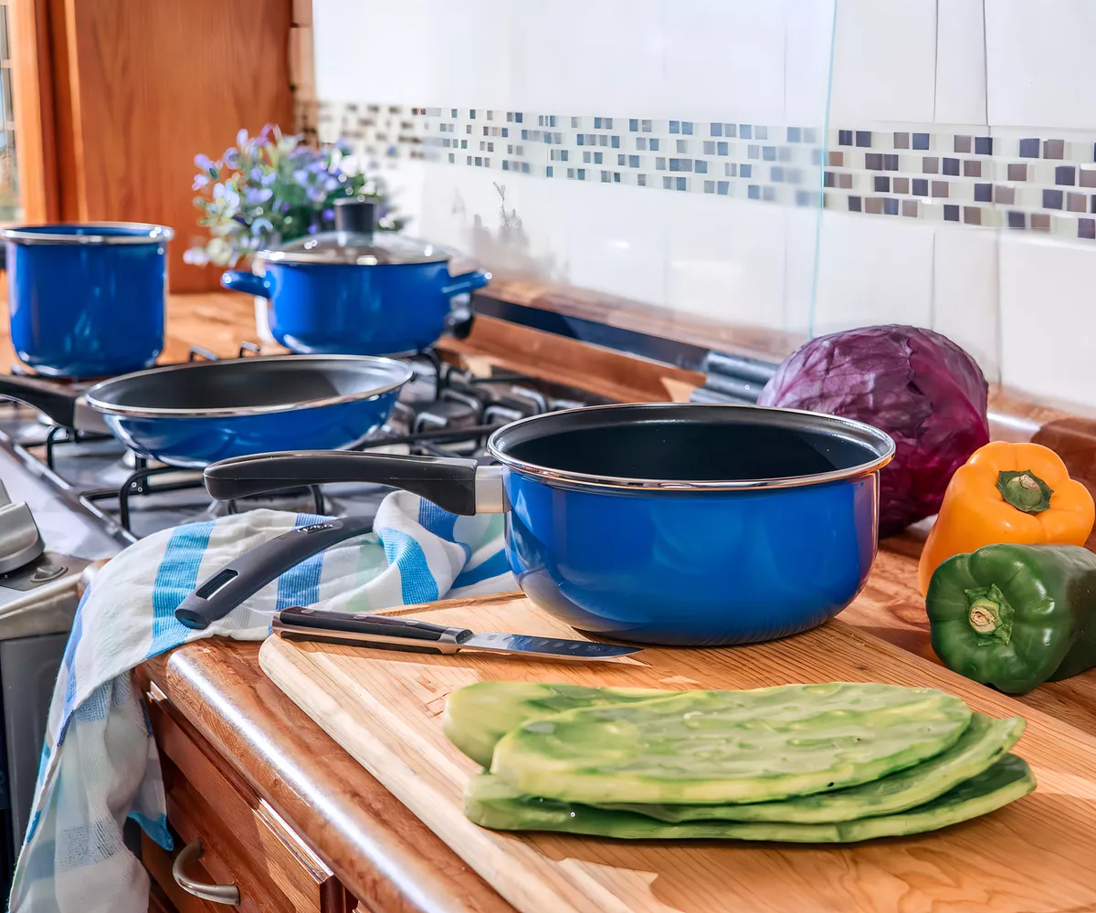 Bateria de Cocina Clásica de Peltre 12 Piezas Cinsa Austria Azul