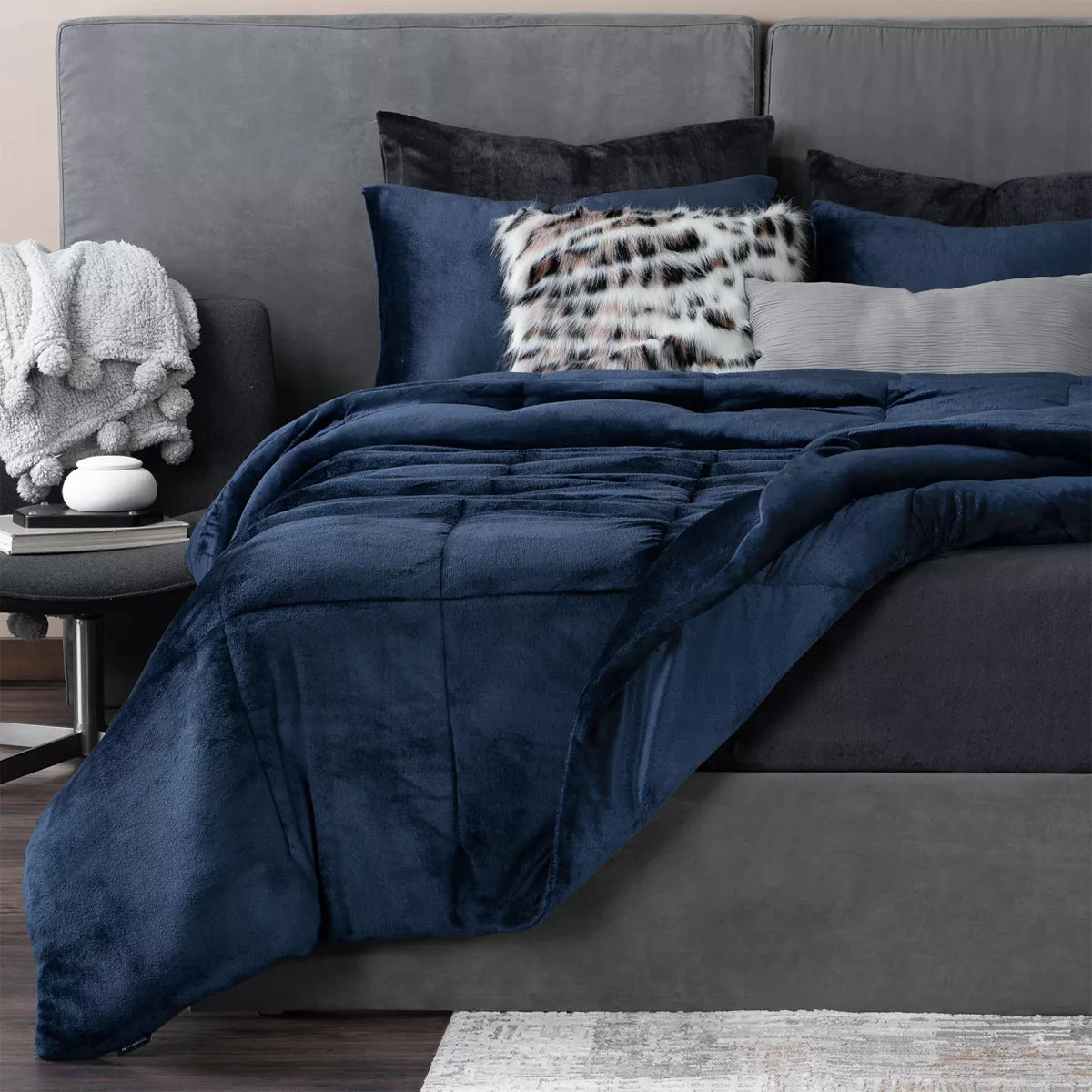 Set Edredón Invernal Matrimonial Esquimal + Fundas De Almohada + Sábana De Cajón, Negro-gris Oscuro.