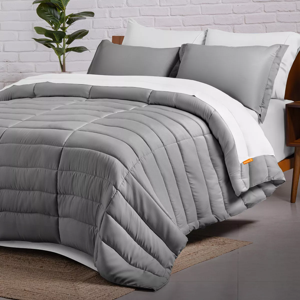 Set Edredón Acolchado King Size Y Sábanas Dreamlab 7 Pzas- Color Gris claro - Blanco Diseño de la tela Liso