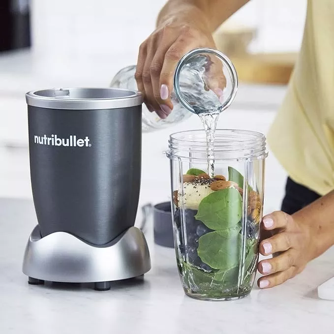 Licuadora Nutribullet 600W 24 fl oz gris 127V 7 accesorios