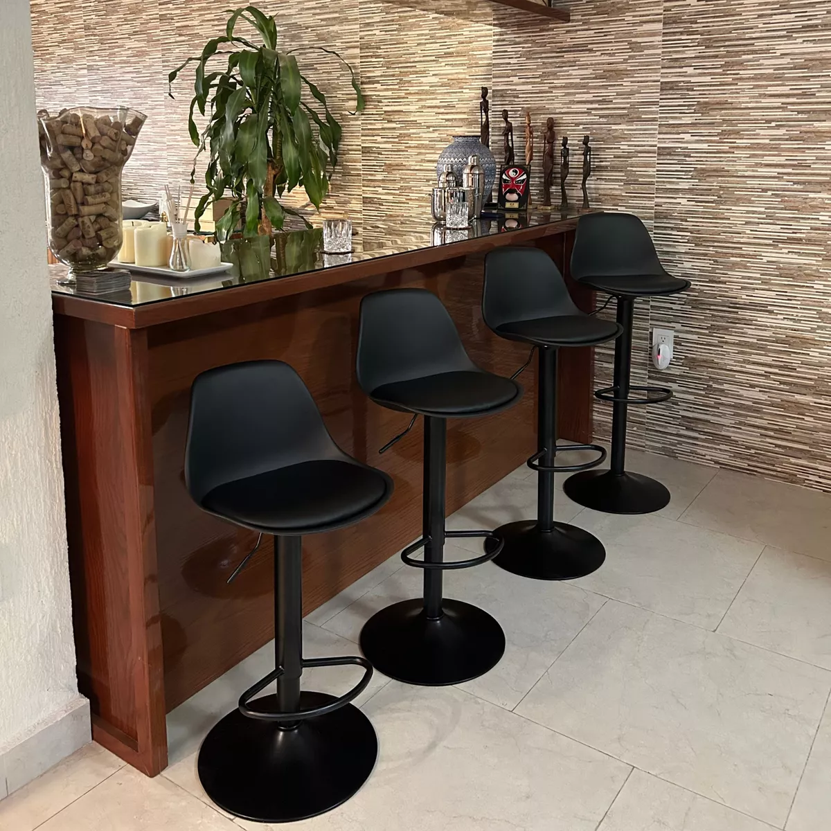 4 Sillas Eames Bancos Barra/comedor Giratorias Y Ajustables
