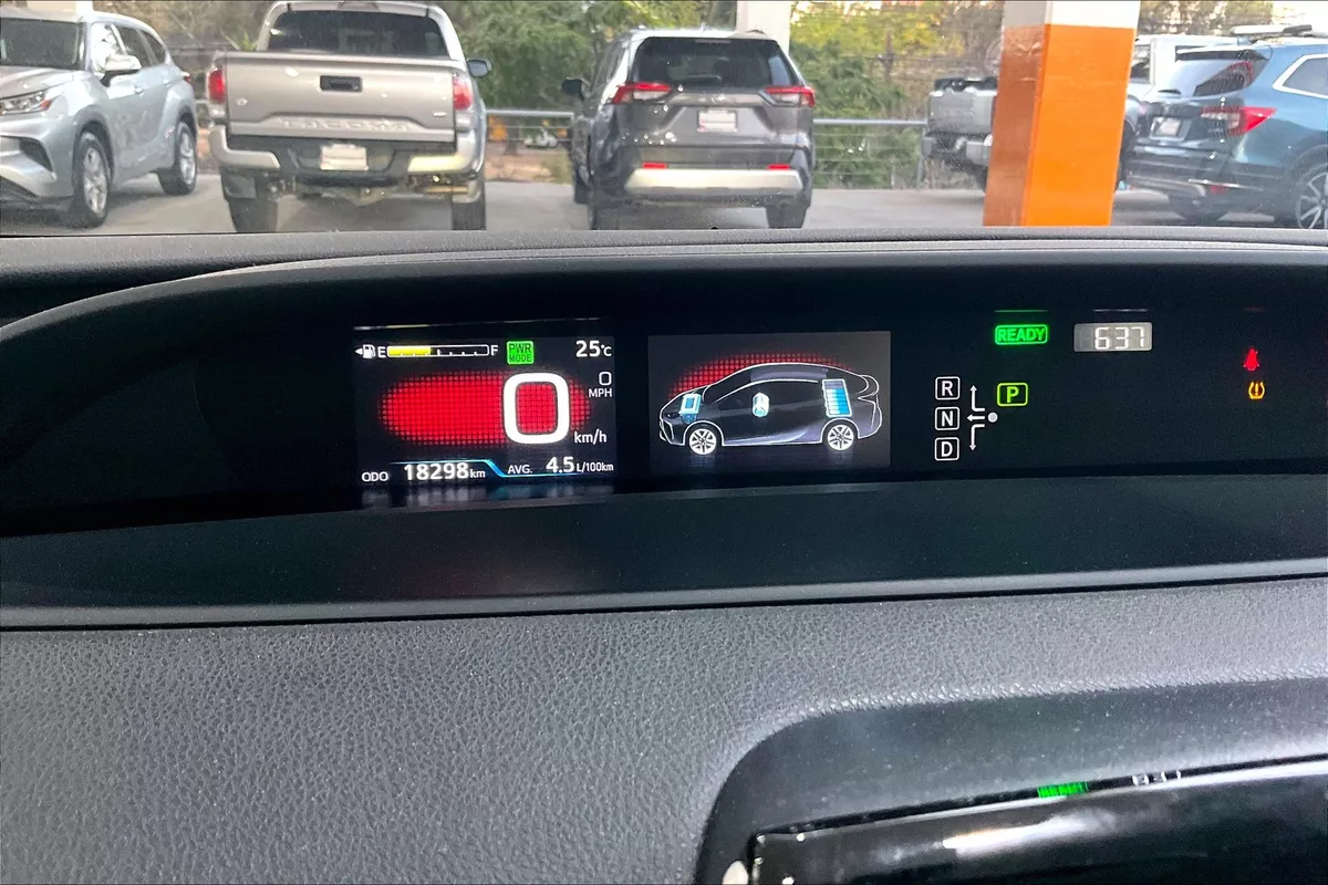 Autos usados 2022 | 18,321 km Toyota Prius 2022