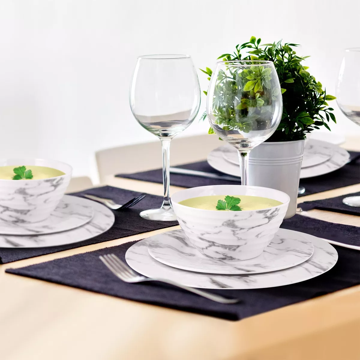 Vajilla de Melamina Moderna para 4 Personas (12 Pz): Plato Hondo, Ensaladera y Plato Trinche. Resistente a Caídas y Altas Temperaturas, Apta para Lavavajillas, No Microondas.