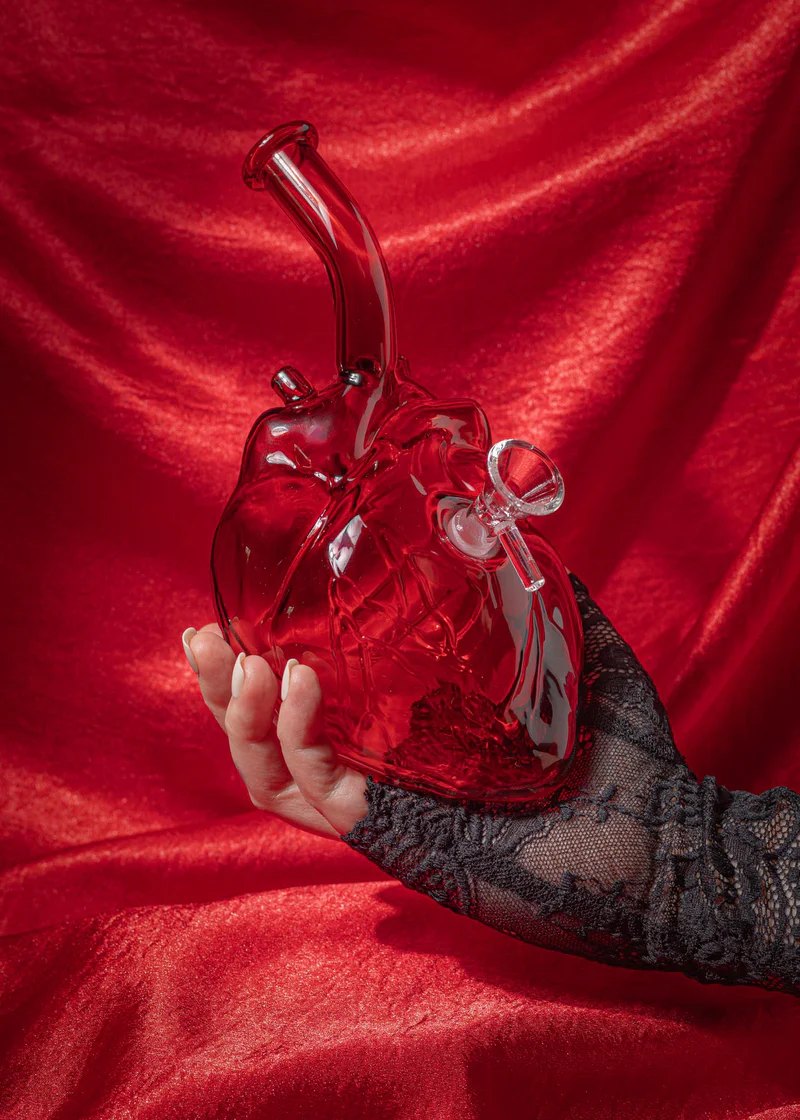 ANATOMICAL HEART BONG