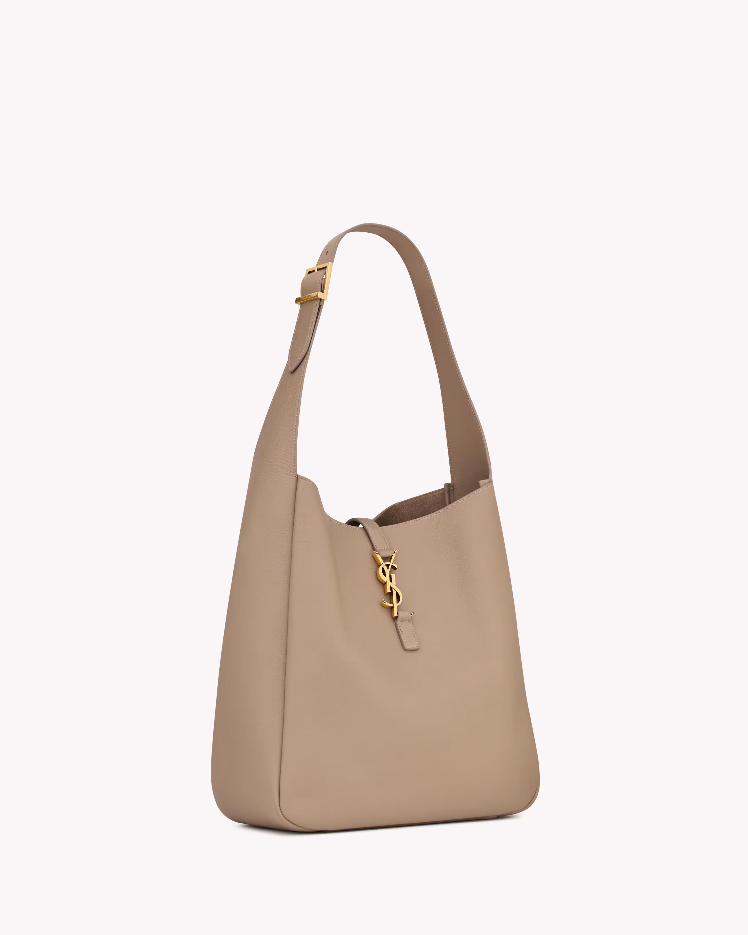 Le 5 À 7 Supple Large In Grained Leather DUSTY GREY