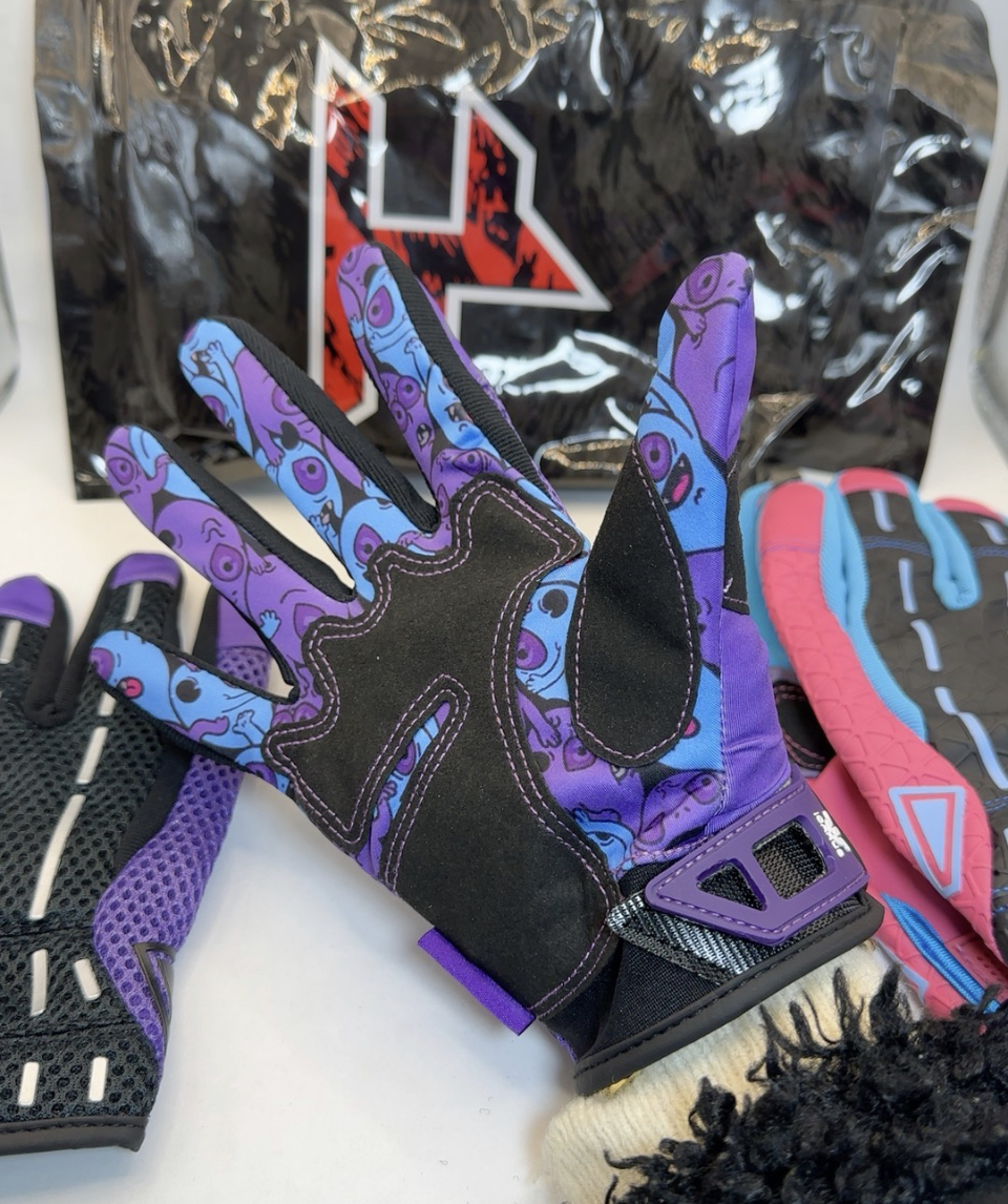 Xpropsreplica CSGO 1:1 Pandora Sports Gloves | Wearable