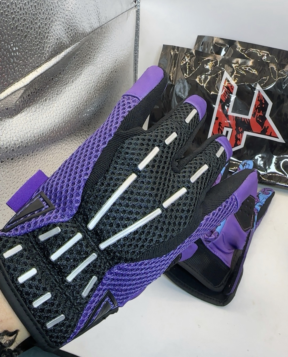 Xpropsreplica CSGO 1:1 Pandora Sports Gloves | Wearable