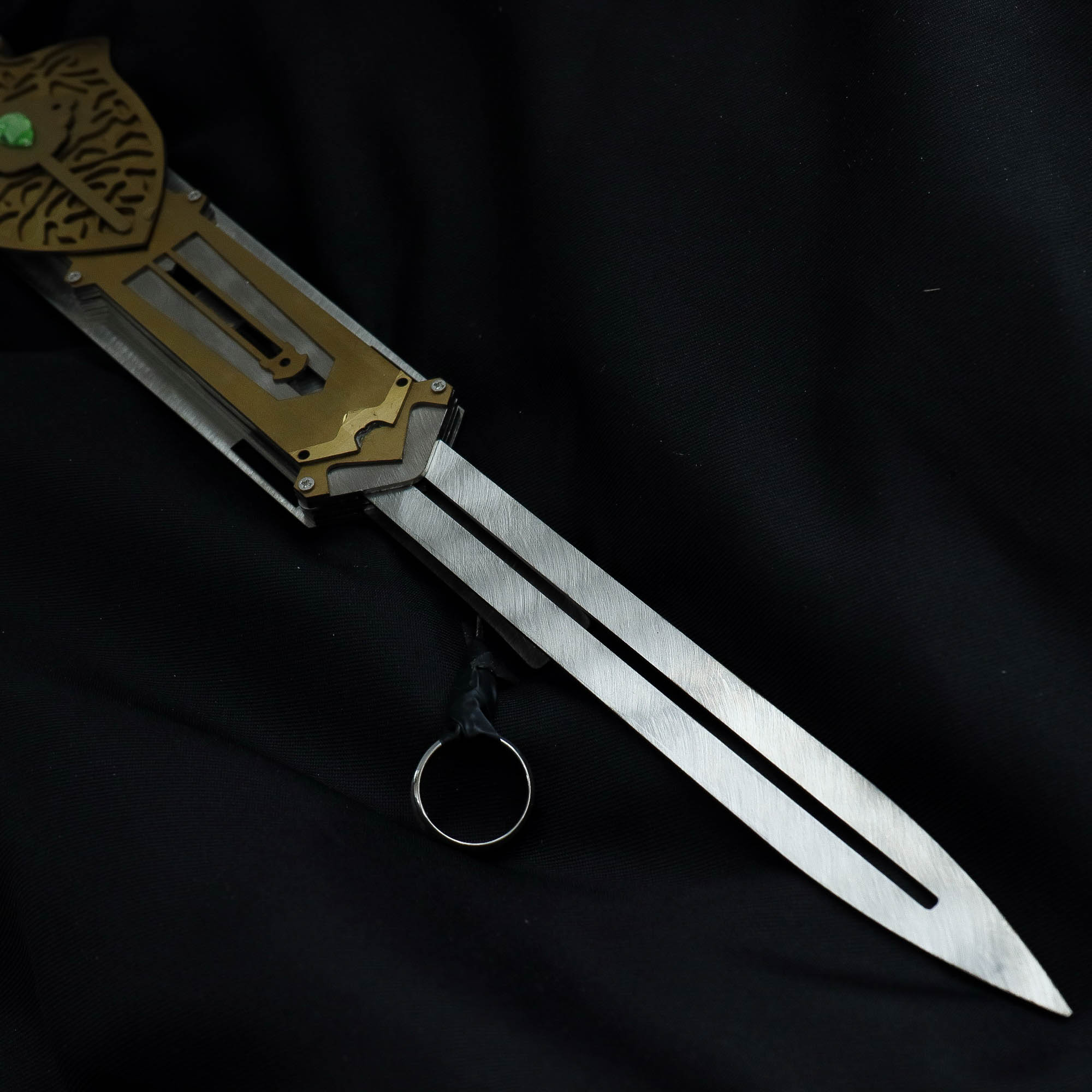 Xpropsreplica Assassins Creed Valhalla Metal Hidden Blade.
