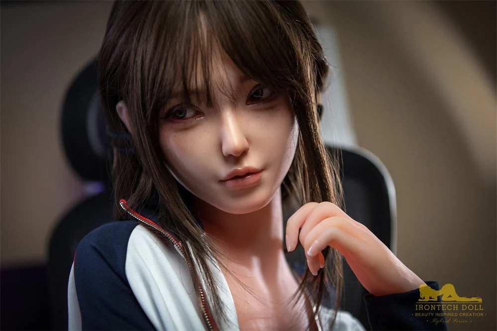 Irontech Doll 154 cm F Fusion