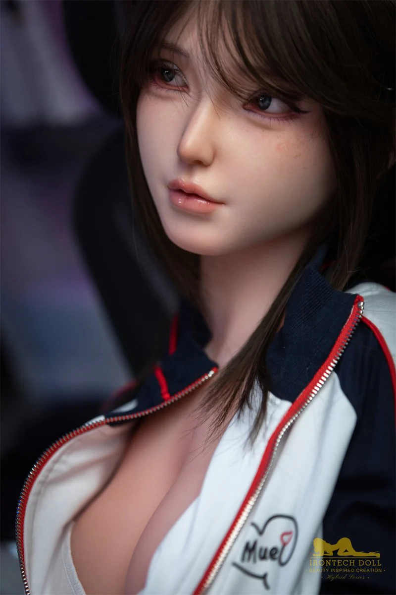 Irontech Doll 154 cm F Fusion