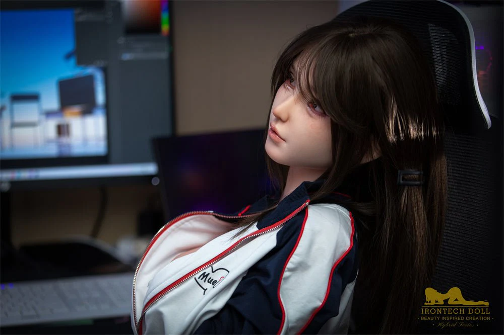 Irontech Doll 154 cm F Fusion