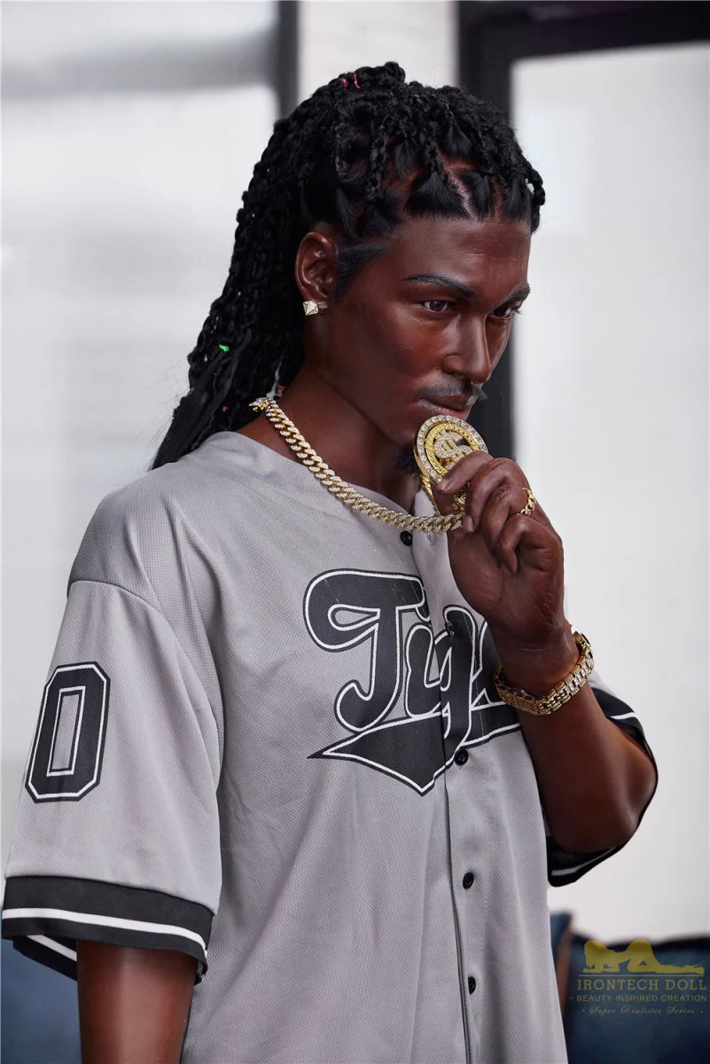 Irontech Doll 170 cm Silicone