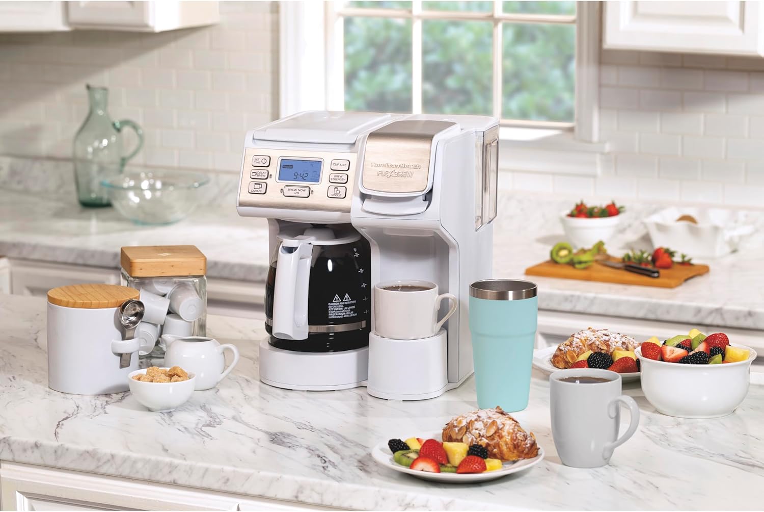 Hamilton Beach FlexBrew Trio 2-Way Coffee Maker, Compatible with K-Cup Pods or Grounds, Combo, Single Serve & Full 12c Pot, Black - Fast Brewing (49902)