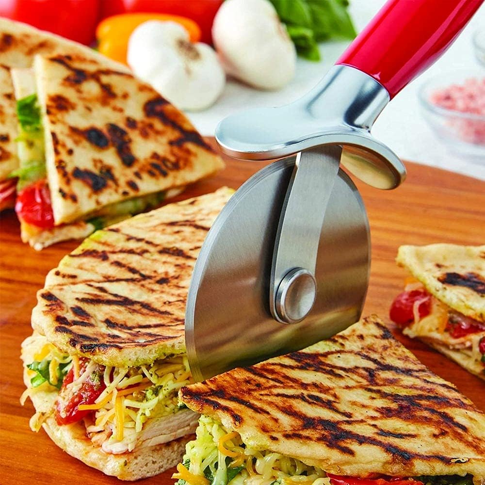 KitchenAid Classic Pizza Wheel with Sharp Blade For Cutting Through Crusts, Pies and More, Built In Finger Guard for Safety and Comfort Grip to Protect Fingers, Dishwasher Safe, 9-Inch, Black