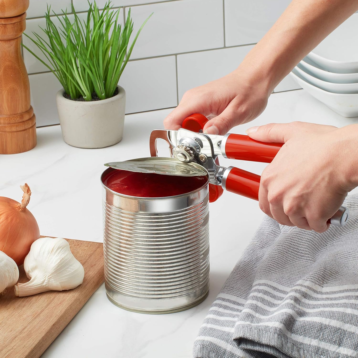 KitchenAid Classic Multifunction Can Opener / Bottle Opener