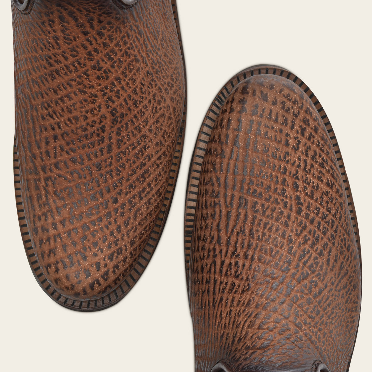 Bota en Piel Genuina de Tiburón.