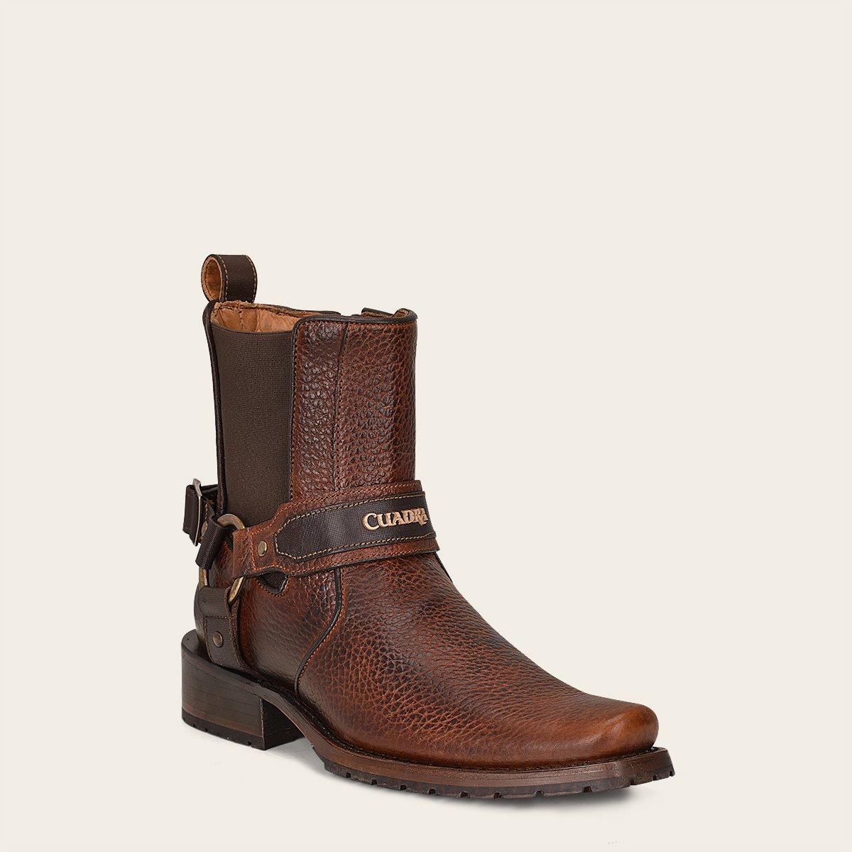 Botín urbano en piel genuina .