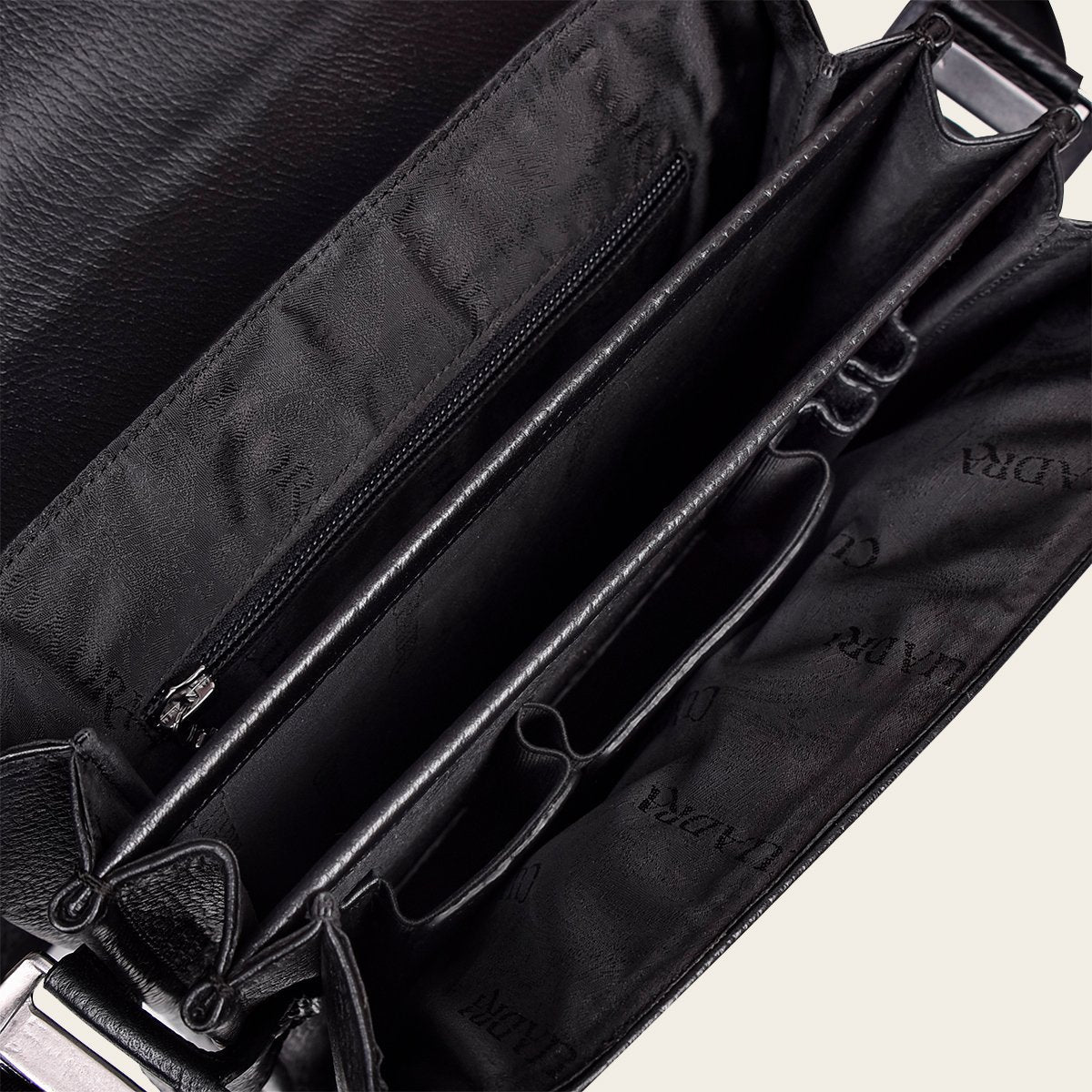 Bandolera en piel genuina de fuscus