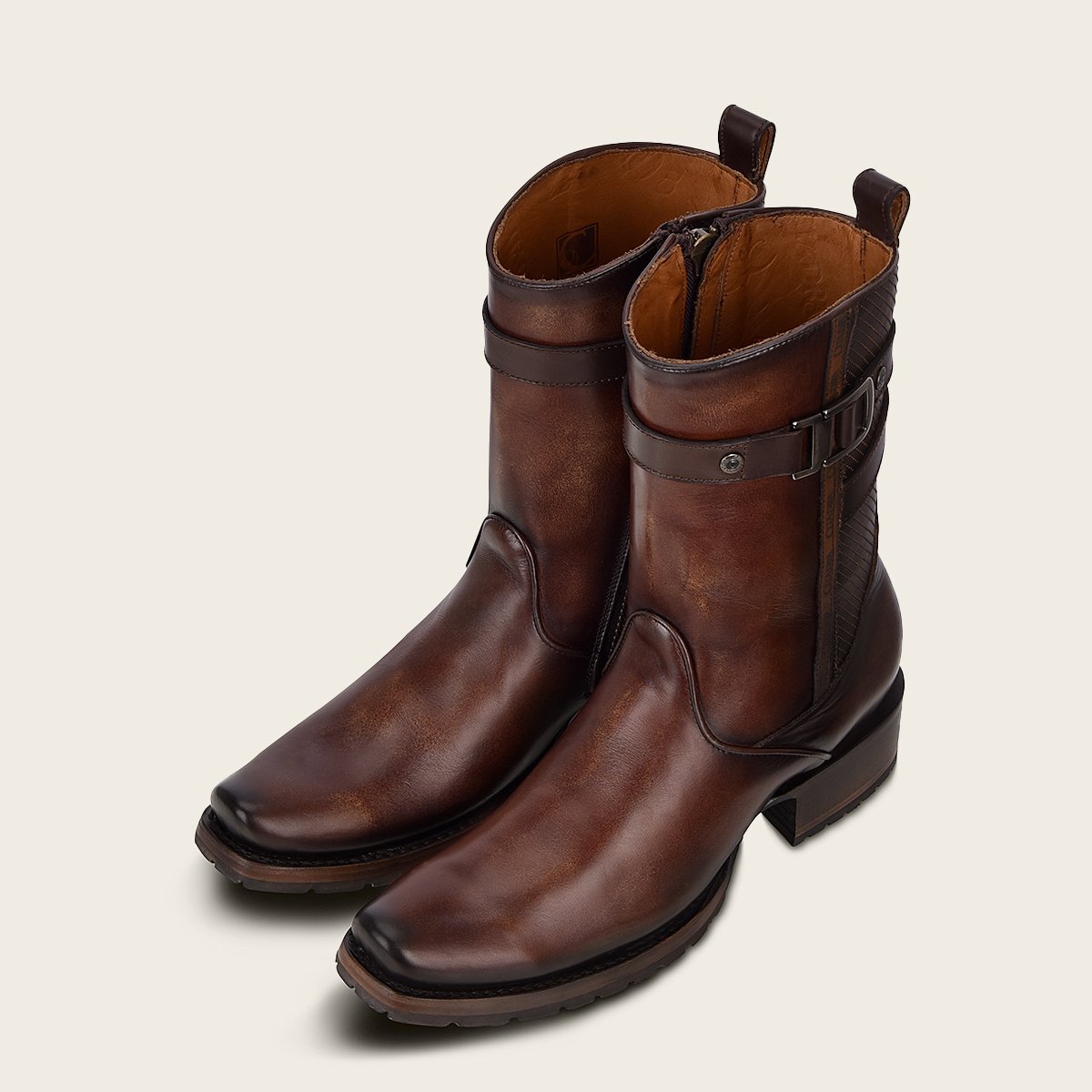 Bota urbana para caballero en piel genuina