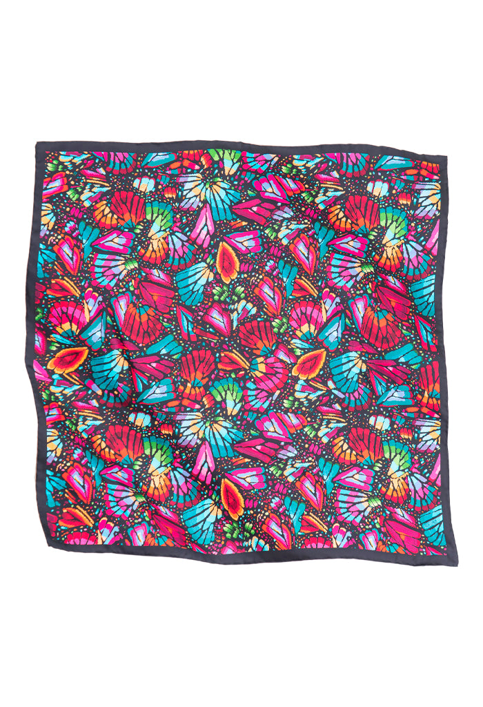 Mascada Mariposa Bordada 90 cm