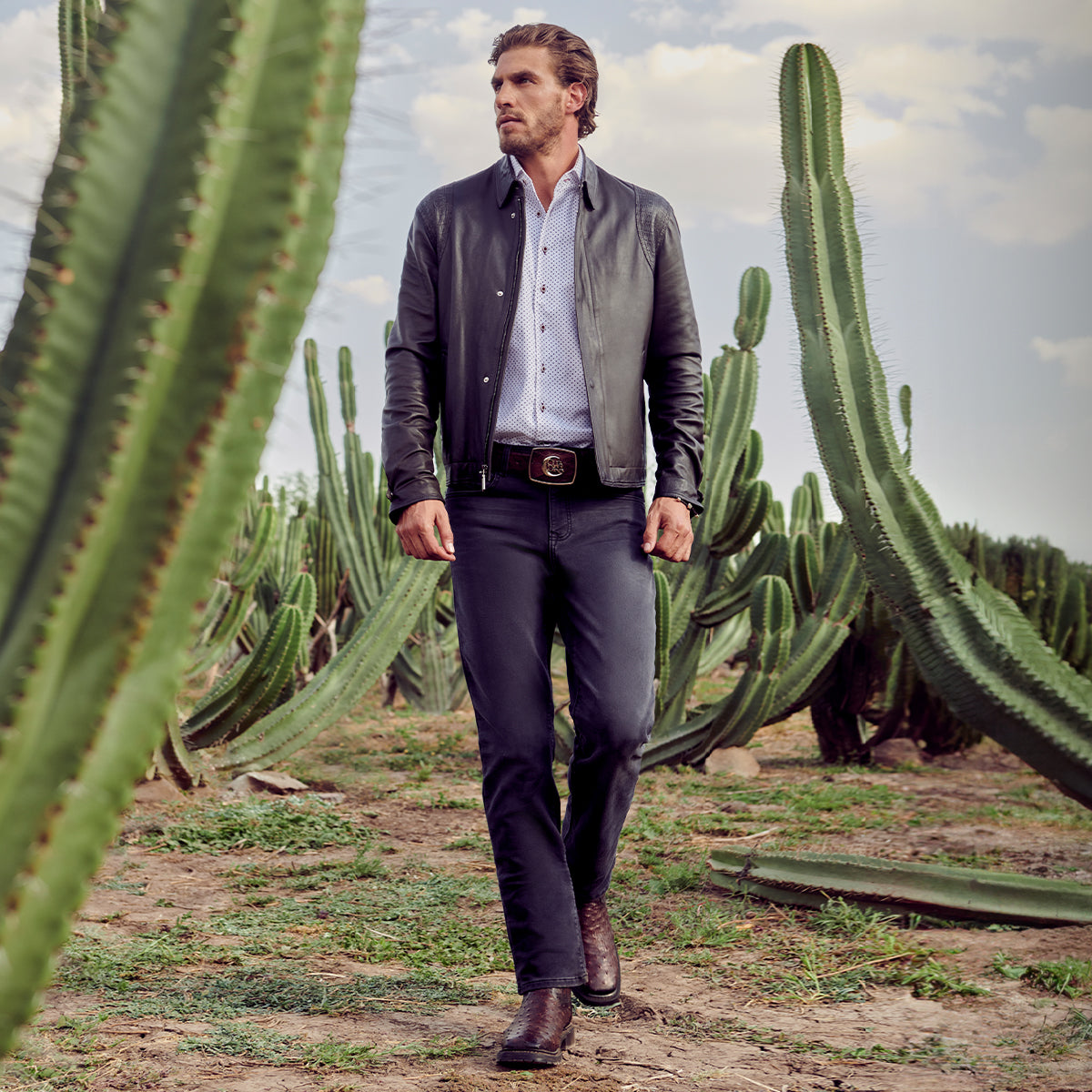 Bota en piel genuina de avestruz.