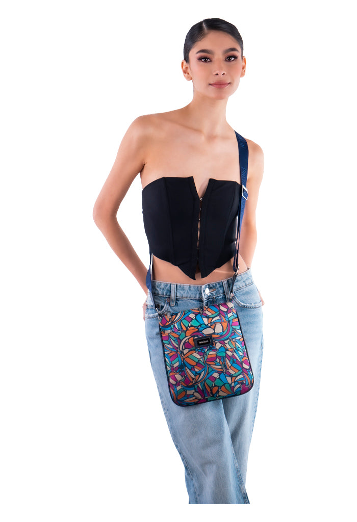 Bolsa Xiki Marino Mariposa Abstracta Marino