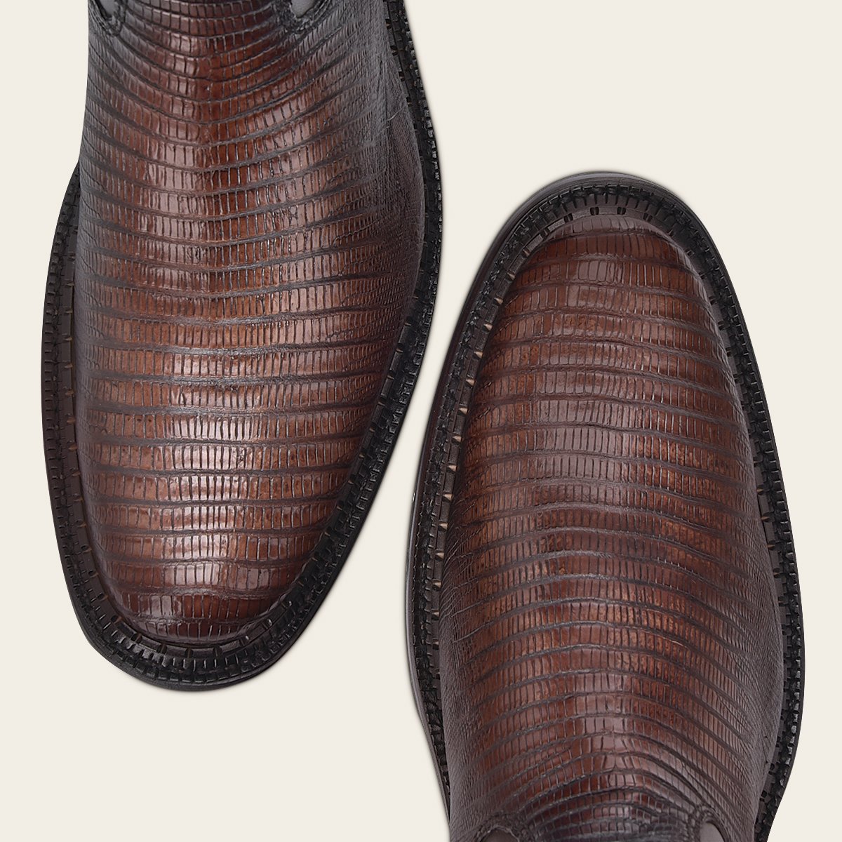 Bota en piel genuina de lizard.