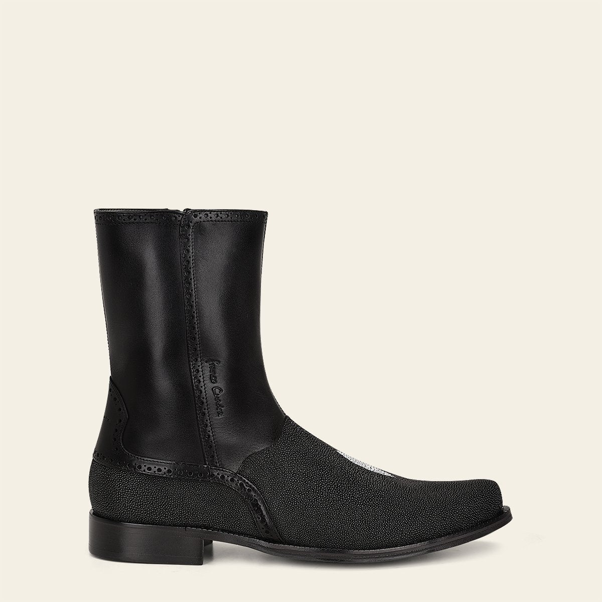 Bota de vestir en piel genuina de mantarraya .