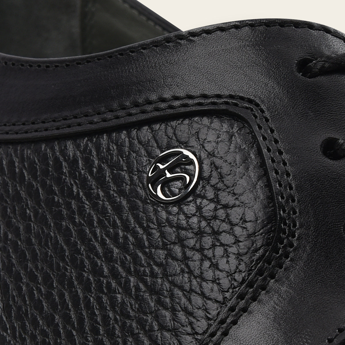 Zapato de vestir en piel genuina de venado.