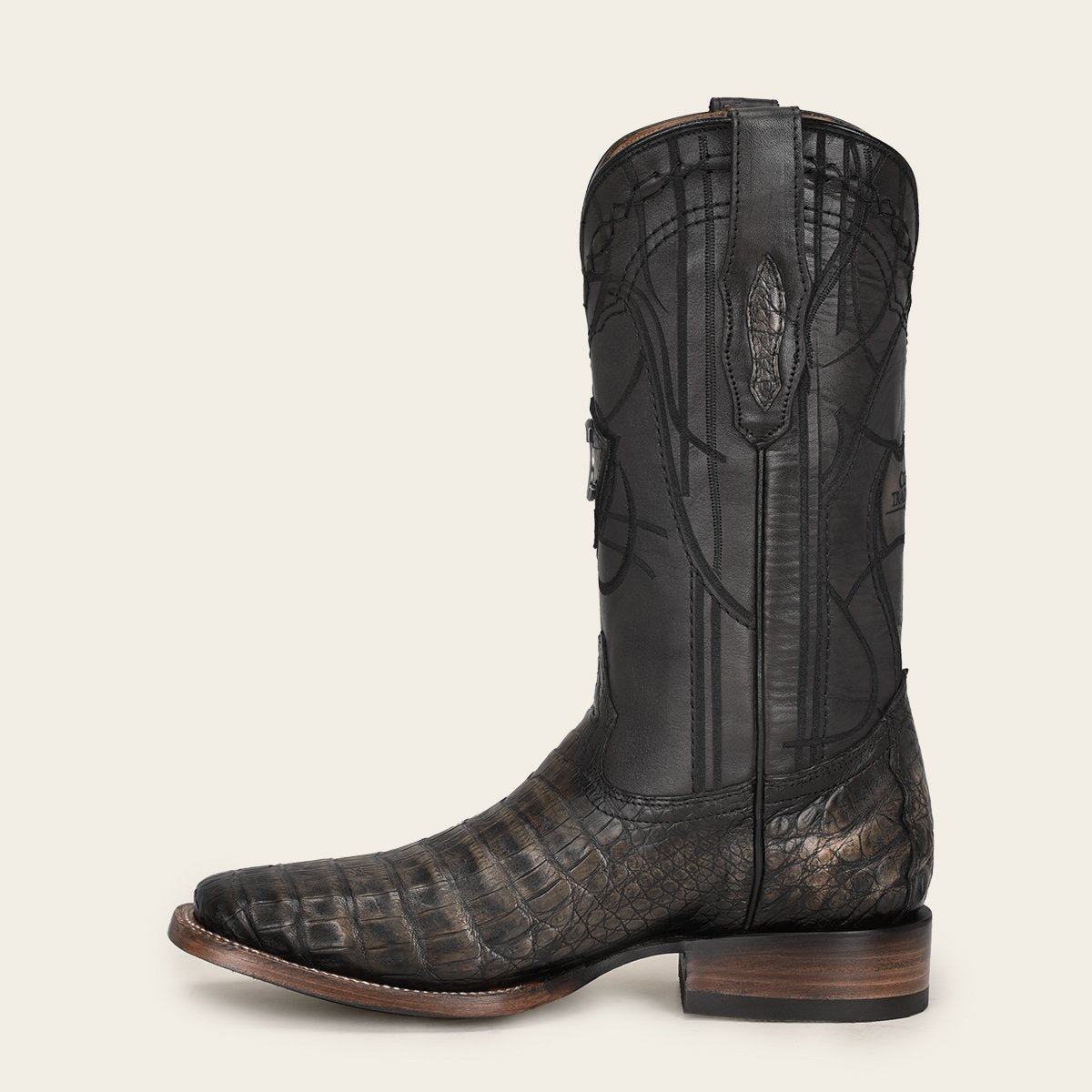 Bota rodeo en piel de fuscus.